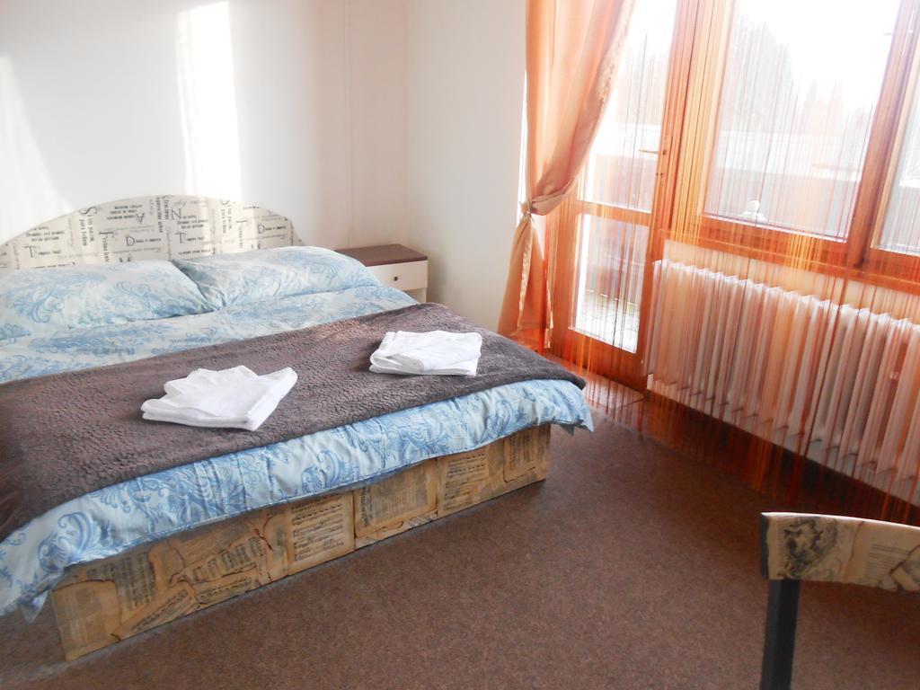 White Rabbit Hall Hotel Poděbrady Habitación foto